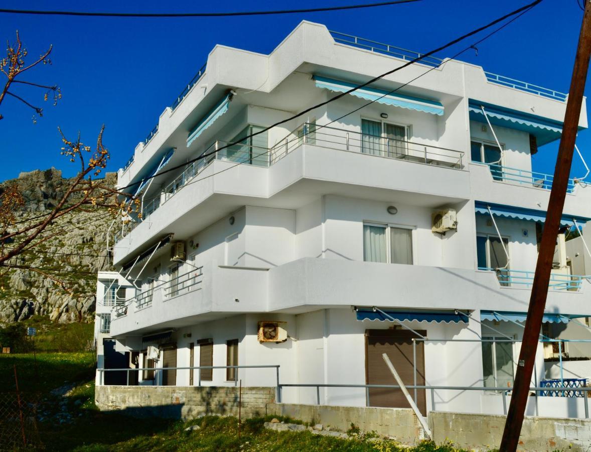 Apartment Mike's Charaki